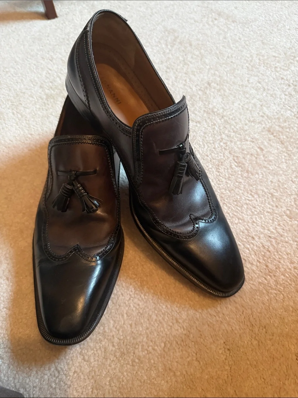 Magnanni Two-Tone Dark Brown and Black Tassel Loafers